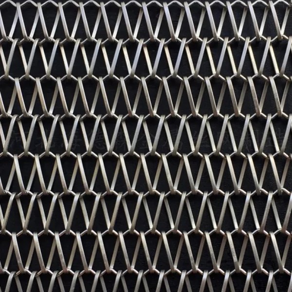 Folding and curling composite woven decorative mesh